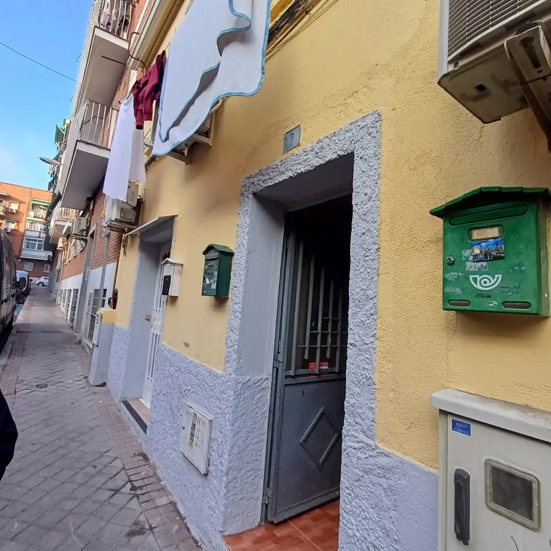Pis en venda a C/ Fuente de la Capona , Los Rosales