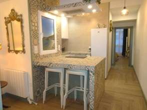 Cuina de Estudi de lloguer en Gijón  amb Calefacció, Parquet i Moblat