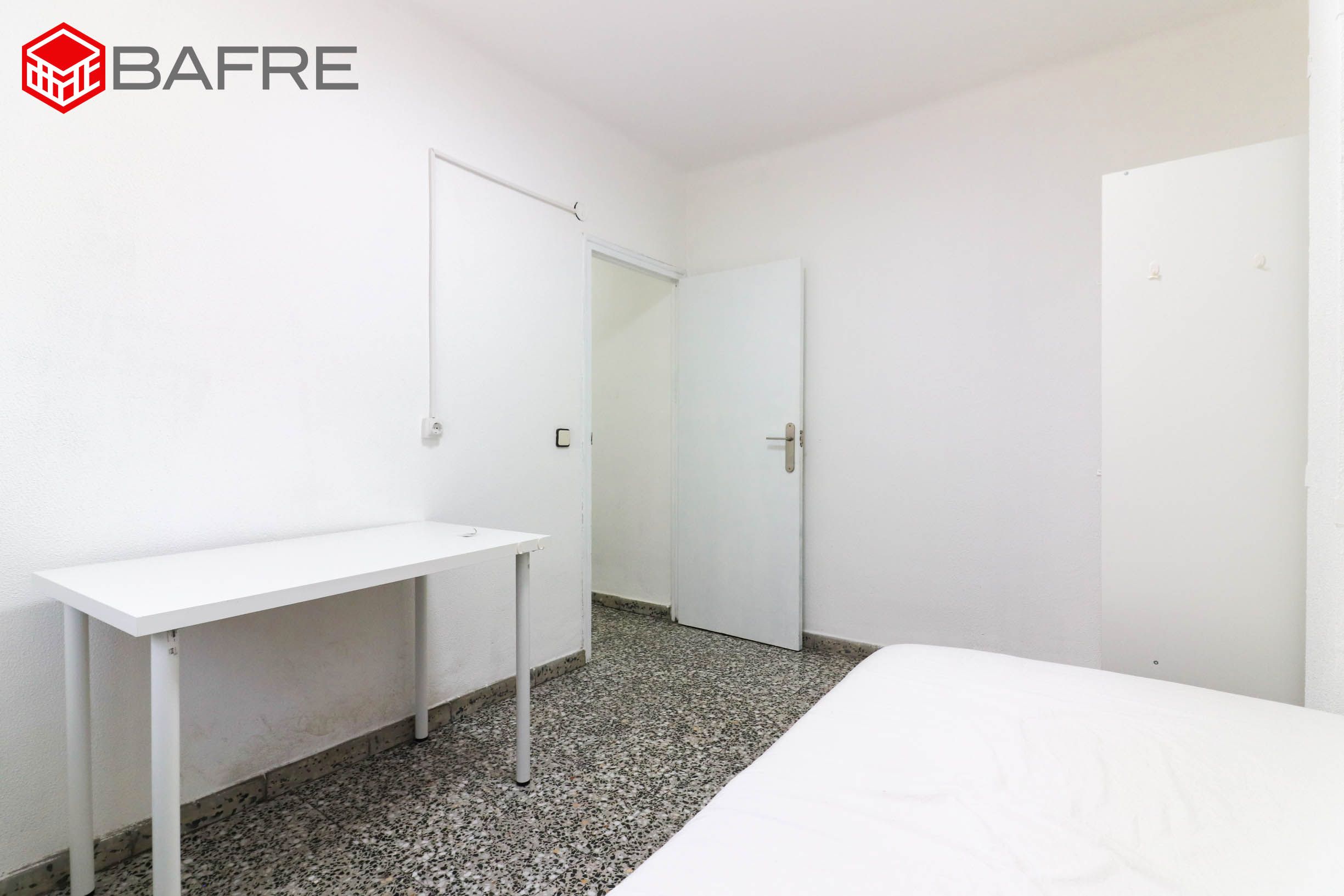 Bedroom of Flat for sale in  Madrid Capital  with Heating and Terrace