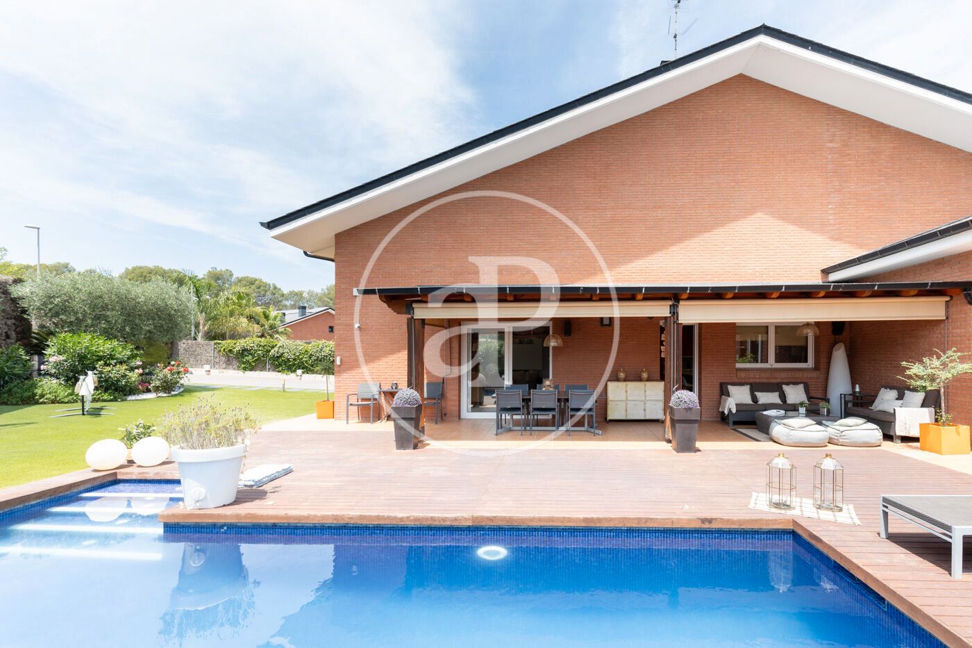 Exterior view of Houses for sale in Sant Quirze del Vallès  with Air Conditioner, Heating and Private garden