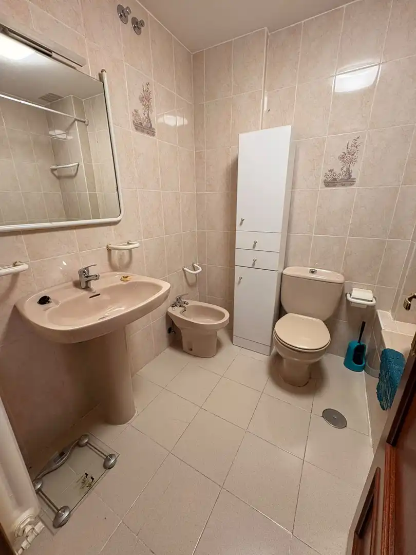 Baño de Piso en venta en Manzanares con Aire acondicionado, Calefacción y Terraza