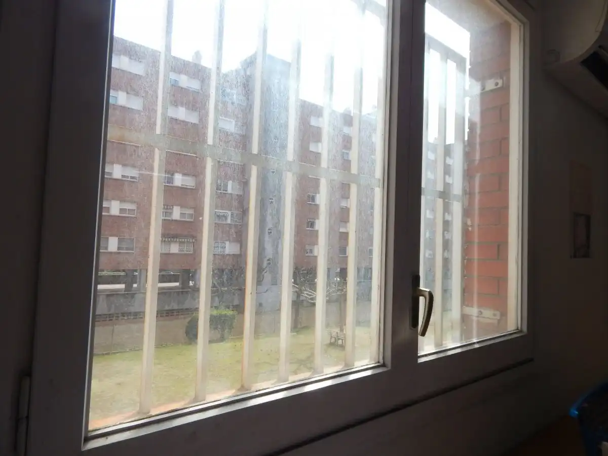 Habitación de Local de alquiler en Martorell