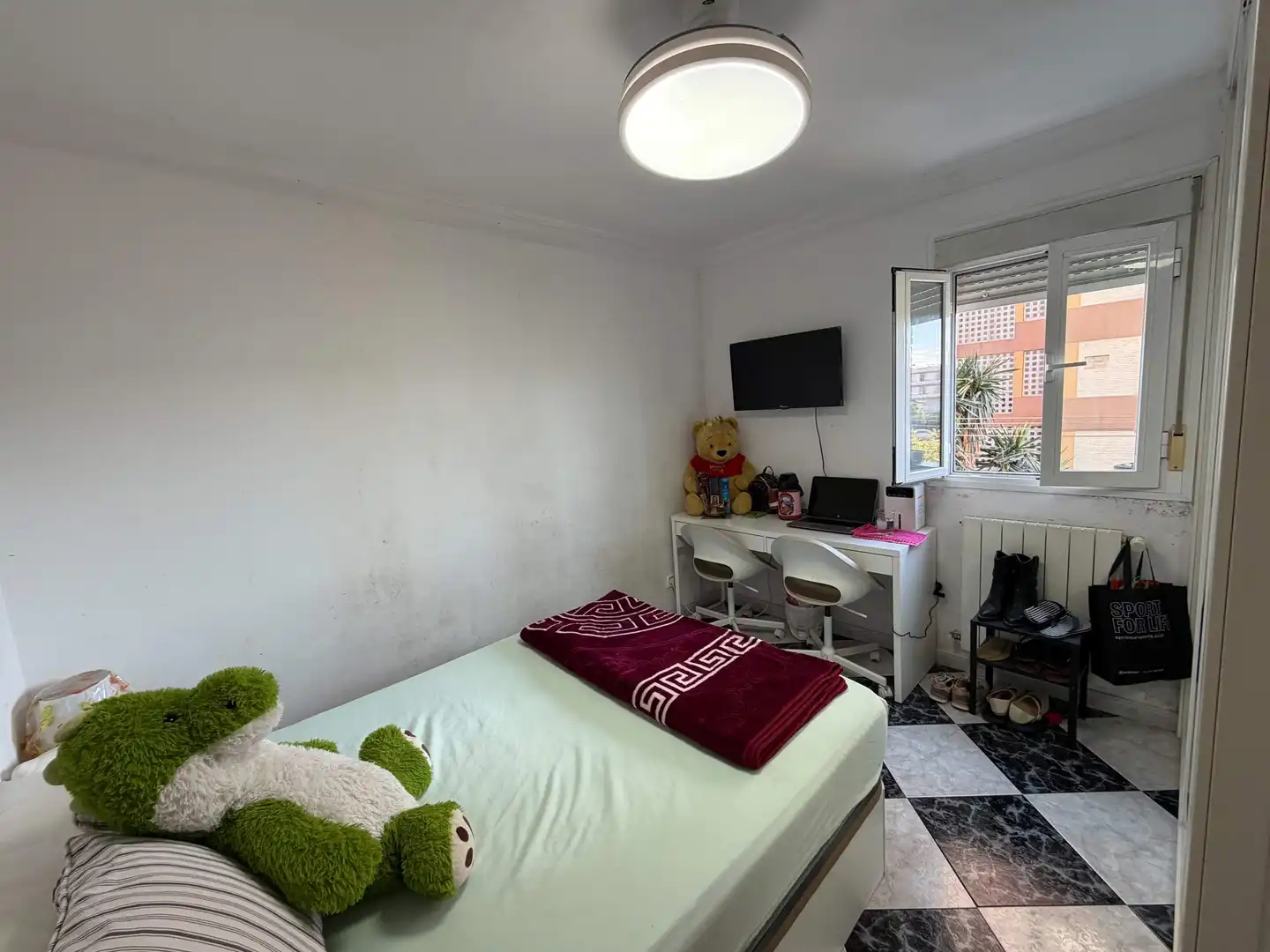 Habitación de Piso en venta en Sevilla con Balcón