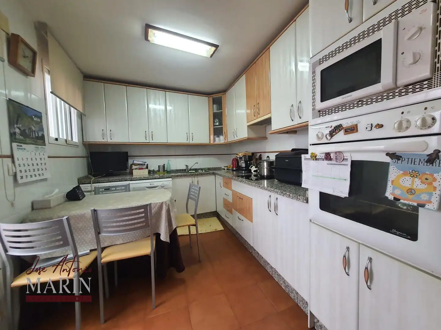 Kitchen of Flat for sale in Badajoz  with Terrace