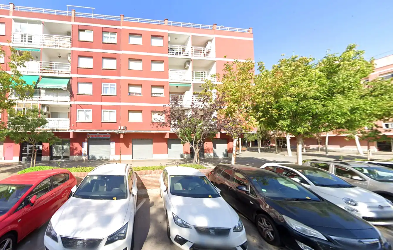 Vista exterior de Pis en venda en El Prat de Llobregat