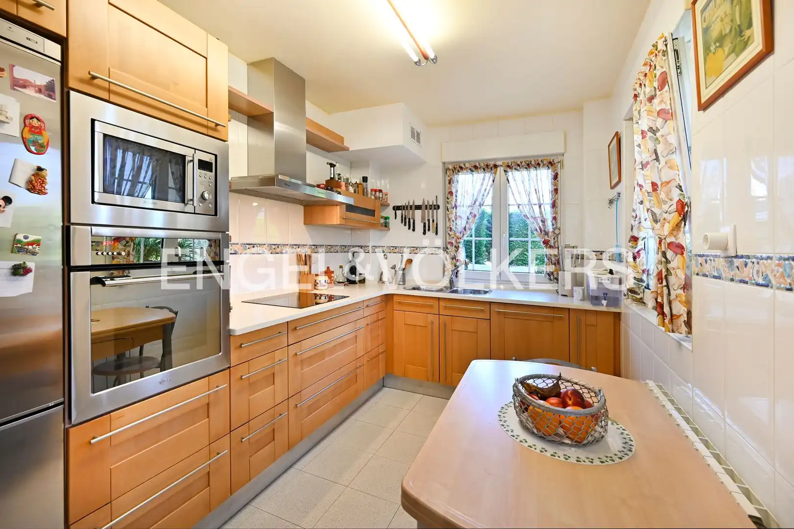Cocina de Casa o chalet en venta en Santa Cruz de Bezana con Aire acondicionado, Calefacción y Jardín privado