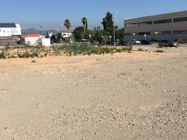 Terreno industrial en venta en Camí de Paterna - Lloma del Calderer