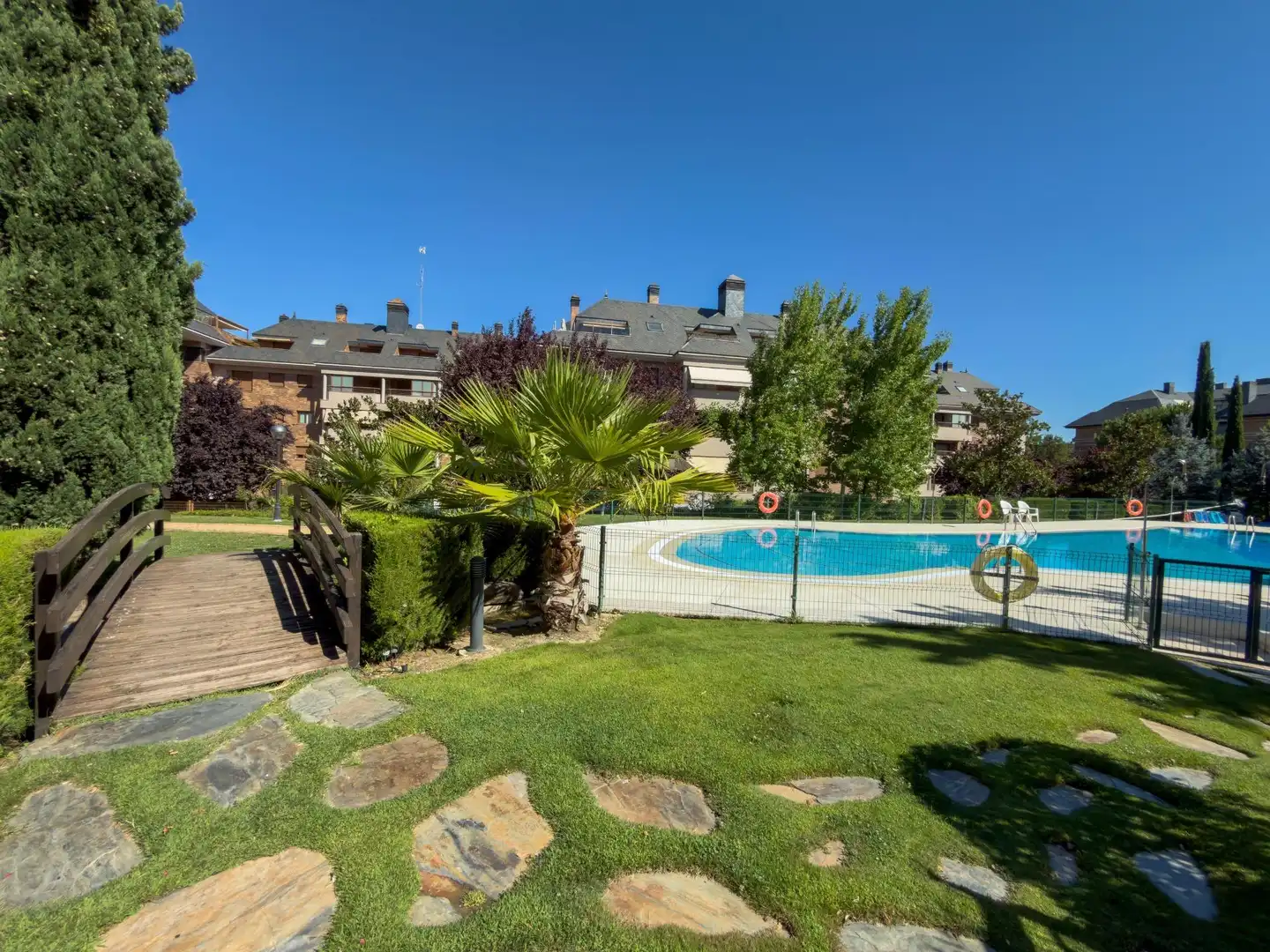 Jardín de Piso en venta en Majadahonda con Calefacción, Terraza y Trastero
