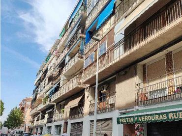 House for sale in CL. CONRADO DEL CAMPO, 101
