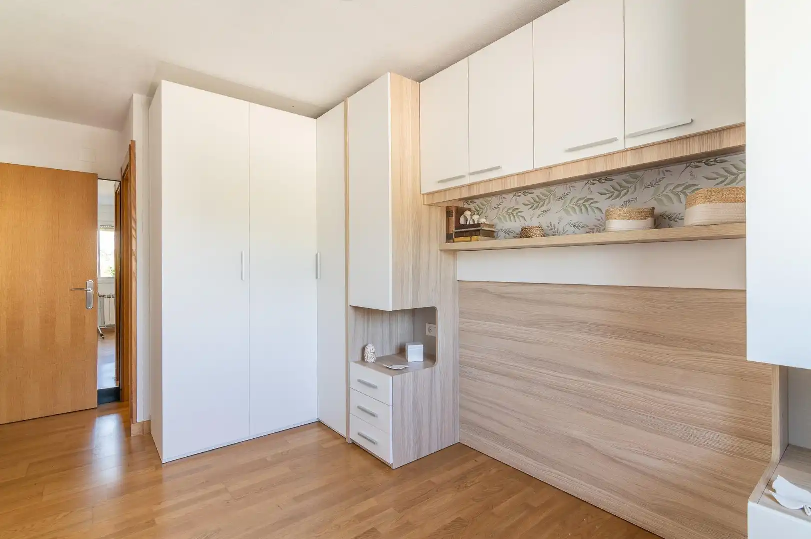 Flat for sale in Calle del Lago, Mendillorri
