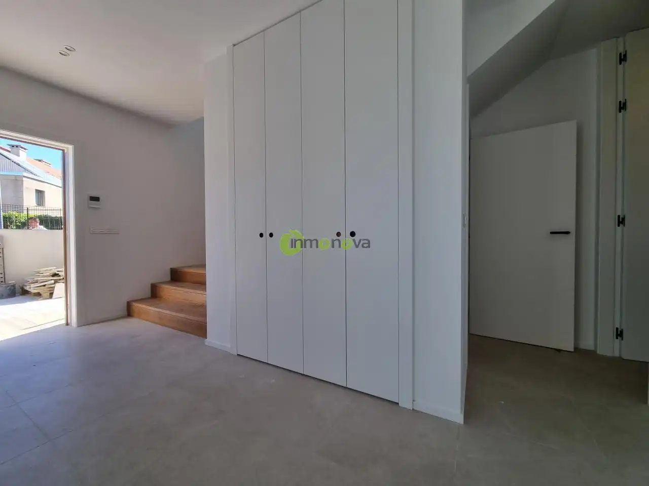 Casa adosada en venta en Nigrán con Calefacción, Jardín privado y Terraza