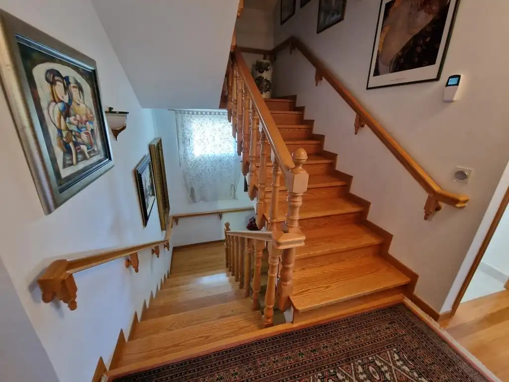 Casa o chalet en venta en Ourense Capital  con Calefacción, Jardín privado y Parquet