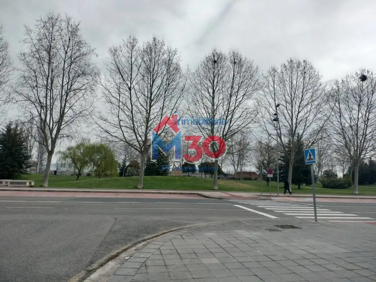 Piso en venta en Miranda de Ebro con Calefacción, Parquet y Trastero