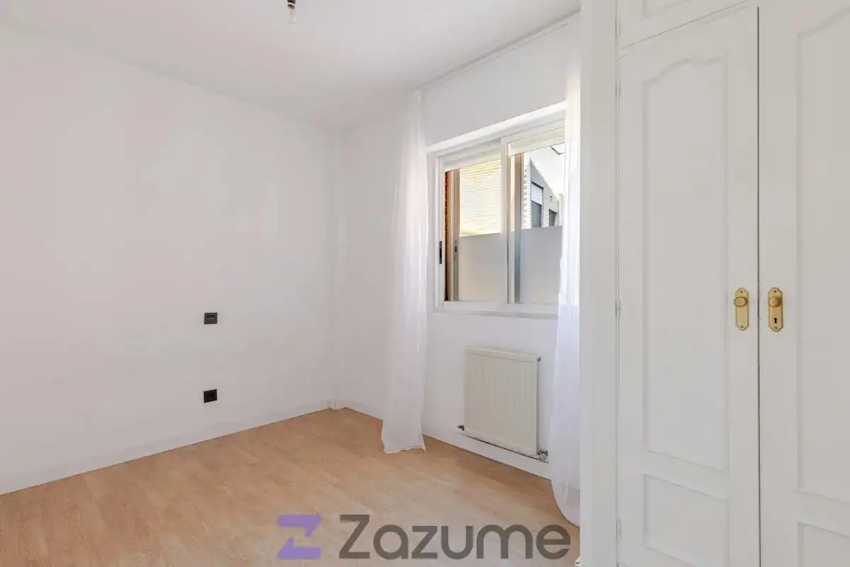 Piso con terraza en alquiler en C. de Sierra Toledana, imagen 18