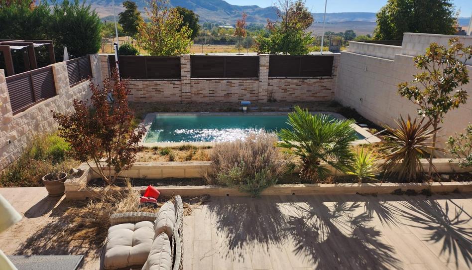 Foto 1 de Casa adosada en venda a Calle Marqués de Santillana, Los Hueros, Madrid