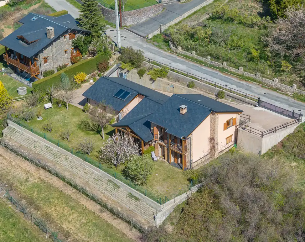 Vista exterior de Casa o chalet en venta en Estavar con Calefacción, Jardín privado y Parquet