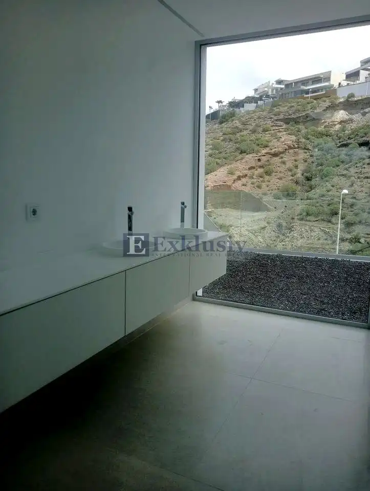 Bathroom of Houses for sale in Adeje  with Air Conditioner, Private garden and Terrace
