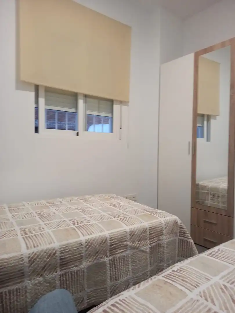 Habitación de Piso de alquiler en Torrenueva Costa con Amueblado
