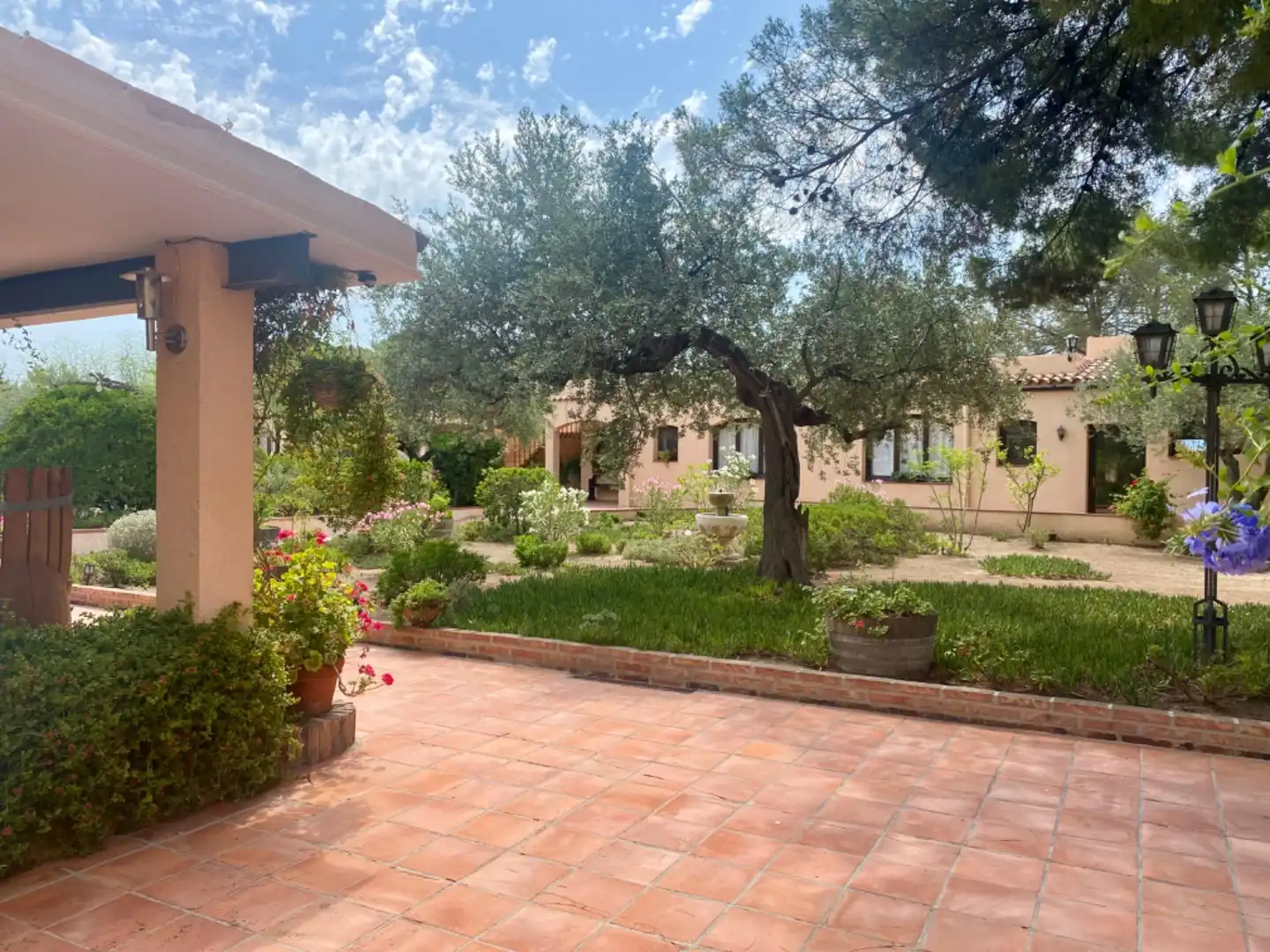 Garden of Commercial properties for sale in El Molar (Tarragona)  with Air Conditioner