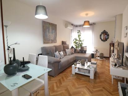 Living room of Flat for sale in Getafe  with Air Conditioner