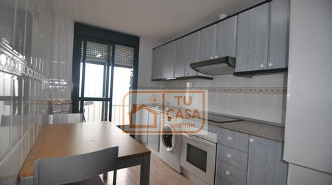 Foto 3 de Piso de alquiler en Calle Miguel Serrano, Ruta de la Plata, Cáceres Capital