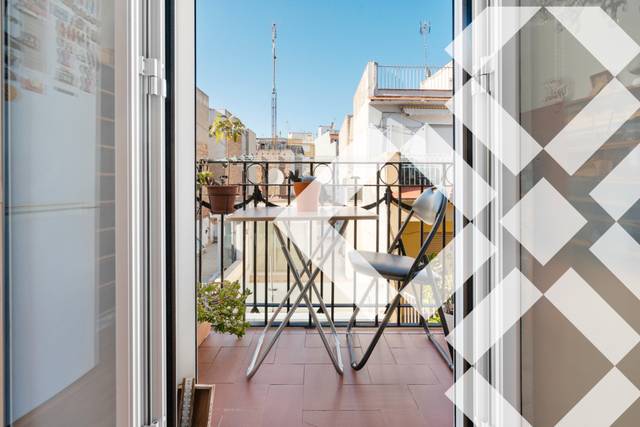 Piso en Venta en Passatge del Baró de Griñó en Sants