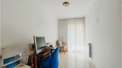 Foto 5 de Piso en venta en Paseo Países Catalanes, 124, Centre, Salt