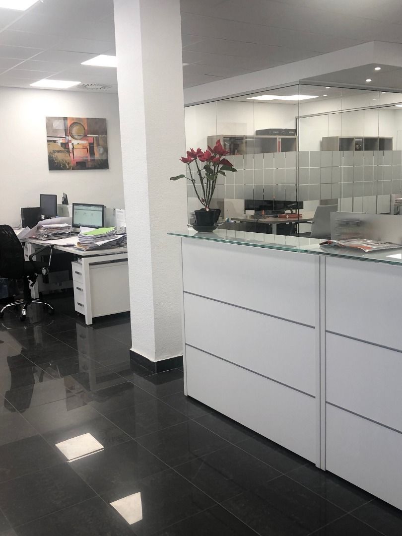 Office for sale in Alcorcón  with Air Conditioner