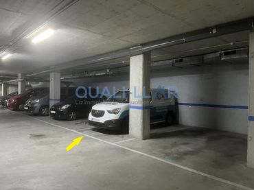 Aparcamiento en alquiler en calle General Manso