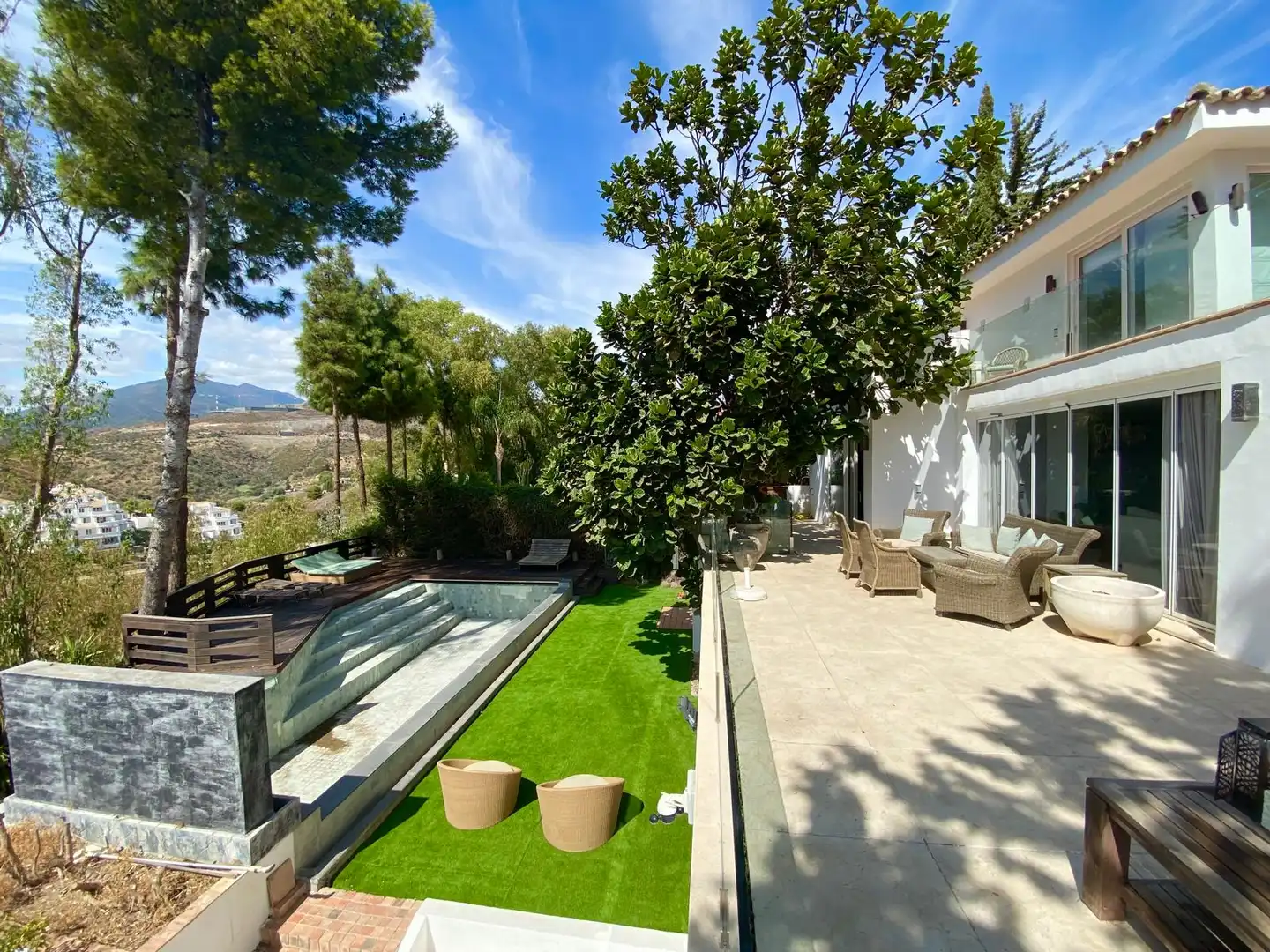 Terrace of Houses for rent in Marbella  with Furnished