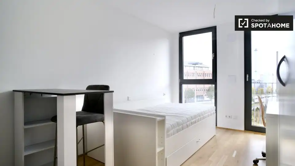 Dormitori de Apartament per a compartir en Sot de Ferrer amb Aire condicionat, Terrassa i Moblat