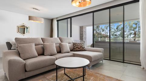 Foto 5 de Apartamento de alquiler en Urbanización Artola Alta, 6, Cabopino - Artola, Málaga