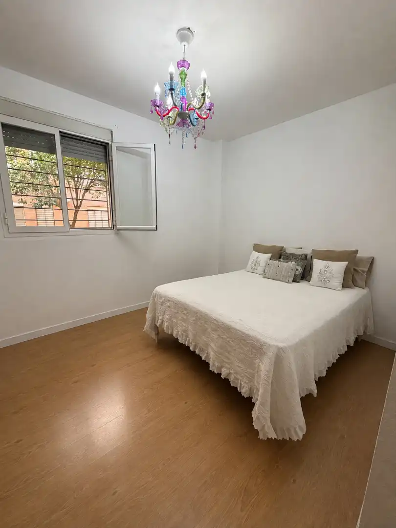 Habitación de Piso en venta en Sevilla