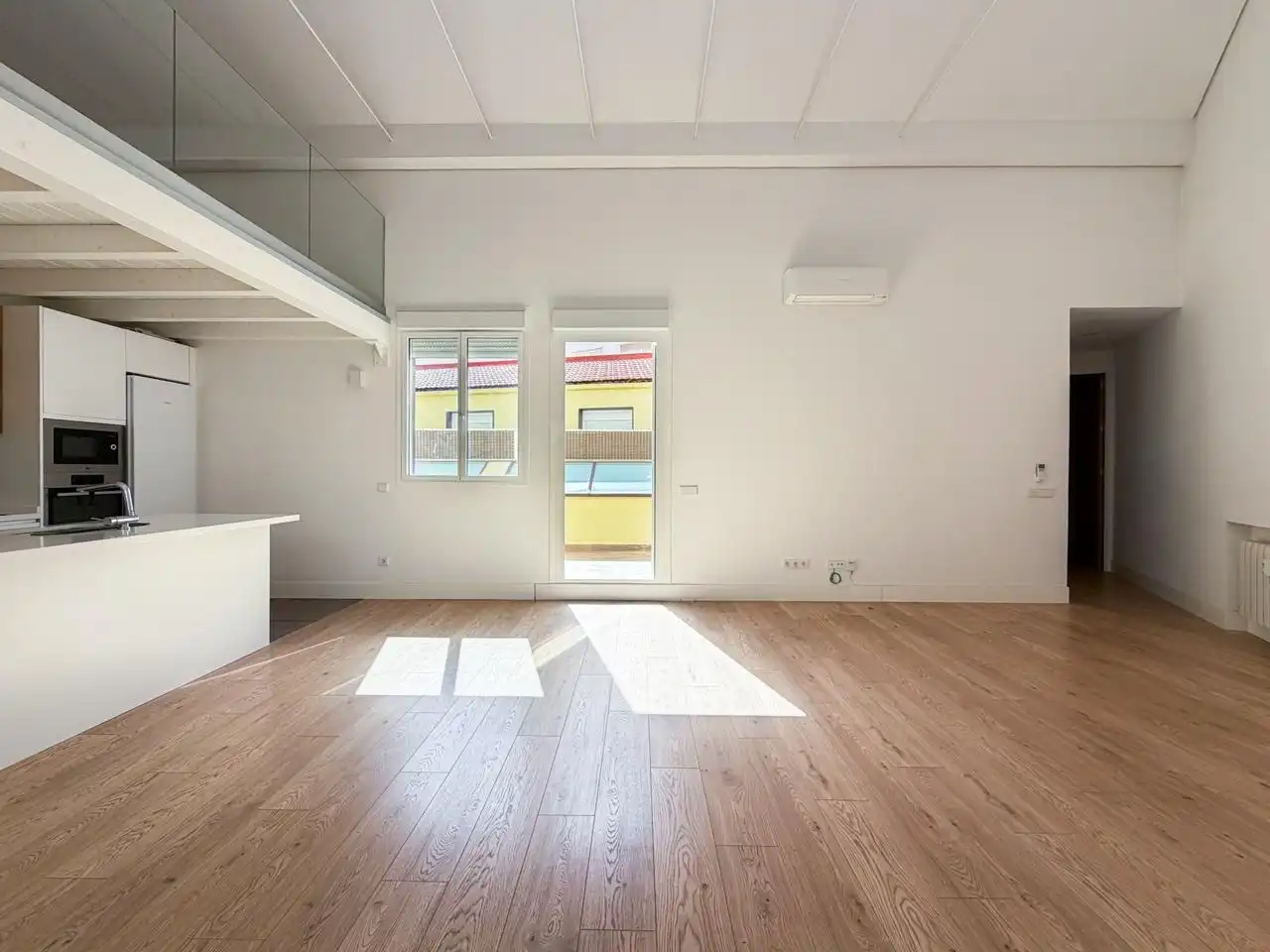Wohnzimmer von Maisonette zur Miete in Madrid mit Klimaanlage, Heizung und Terrasse
