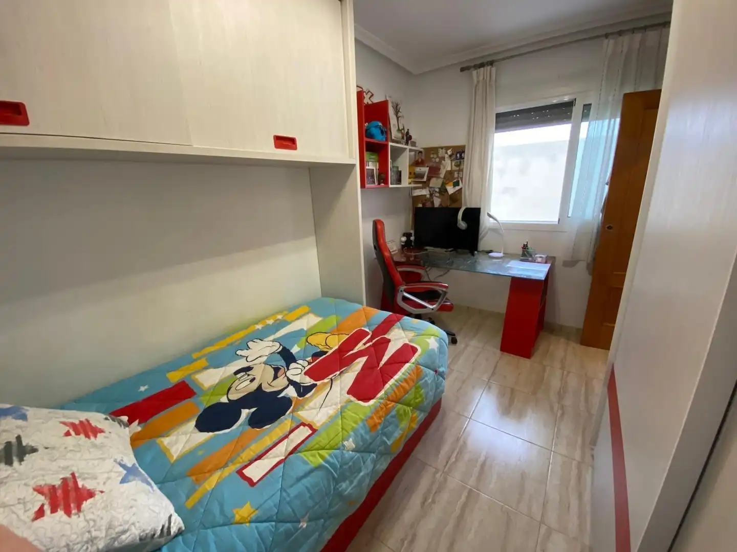 Habitación de Dúplex en venta en Cartagena con Aire acondicionado y Amueblado