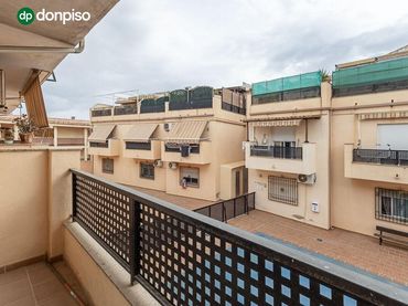 Piso con piscina en venta en LA PICONERA 1