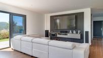 Sala d'estar de Casa o xalet en venda en Olesa de Bonesvalls amb Aire condicionat, Calefacció i Jardí privat