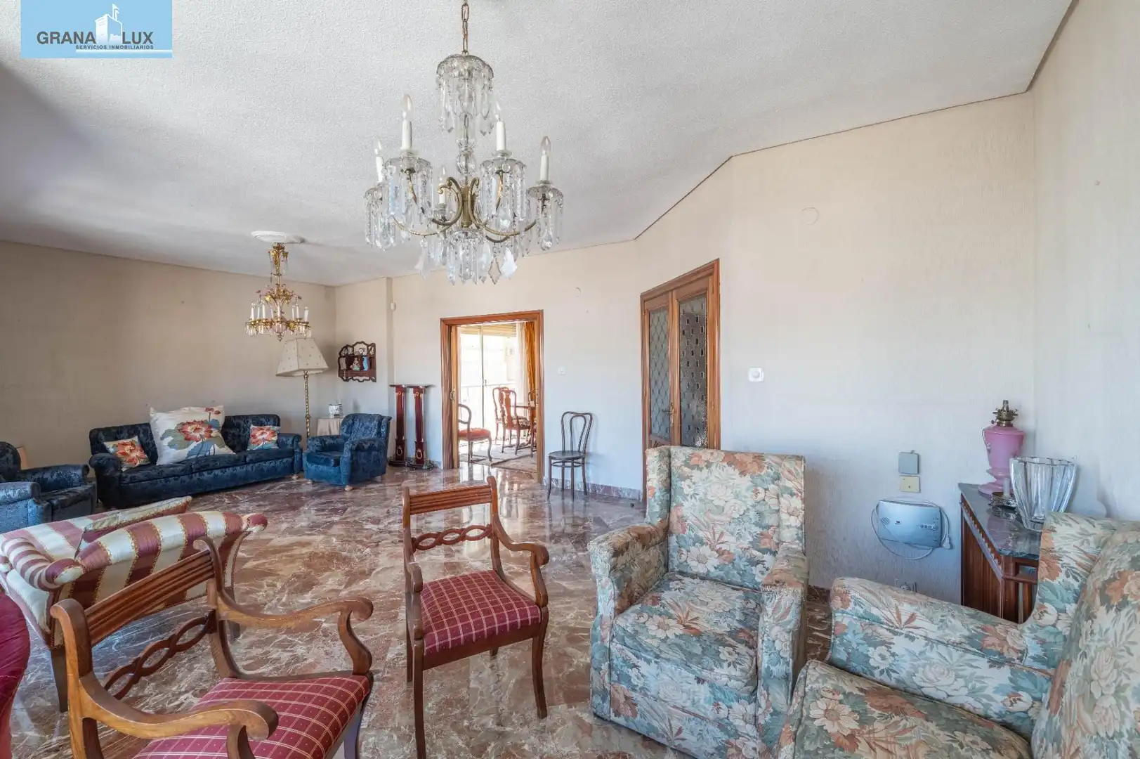 Sala de estar de Piso en venta en Granada con Terraza y Balcón