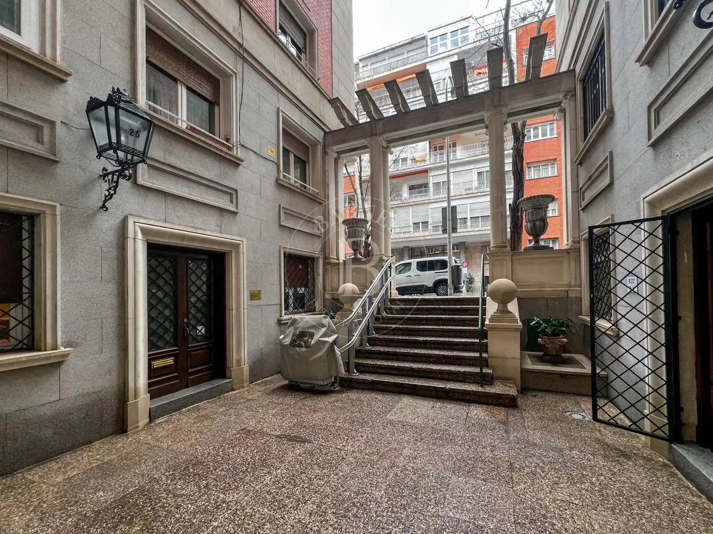 Vista exterior de Piso en venta en Madrid con Aire acondicionado, Calefacción y Terraza