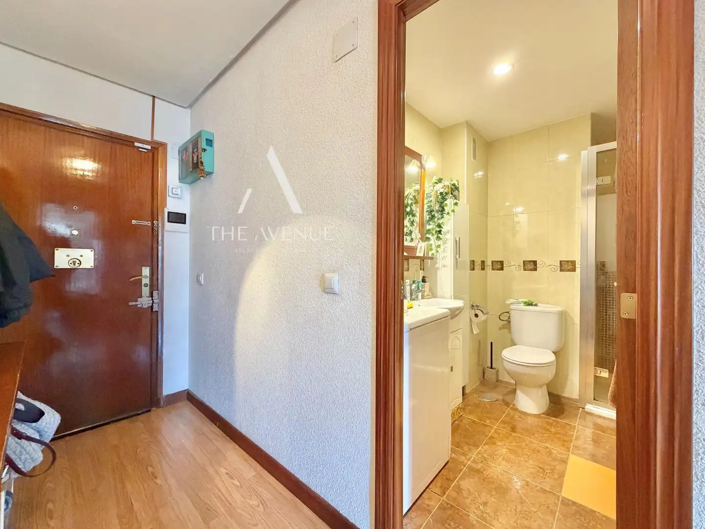 Wohnung zum Verkauf in Madrid mit Klimaanlage und Heizung