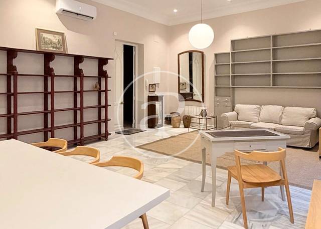 Piso en Alquiler en Universidad - Malasaña