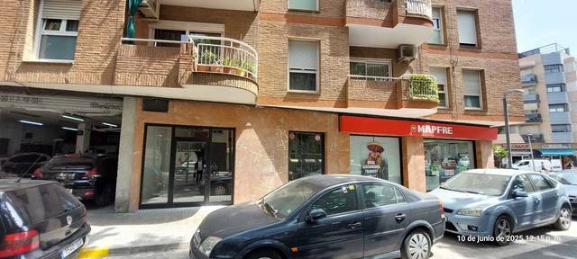 Local comercial en Venta en Av Ferrocarril Catalans en Centre