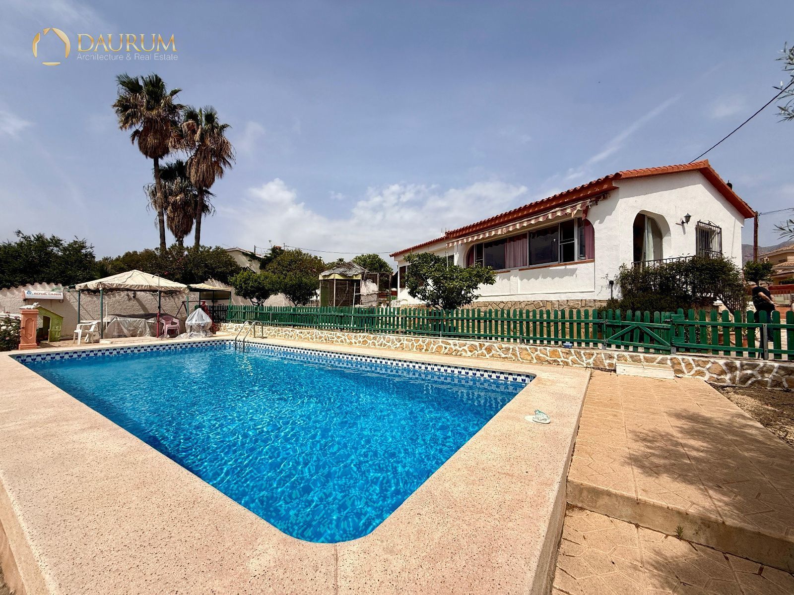Exterior view of House or chalet for sale in La Nucia  with Terrace, Storage room and Swimming Pool