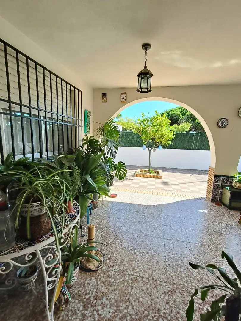 Chalet con jardín en venta en Urbasur, imagen 7