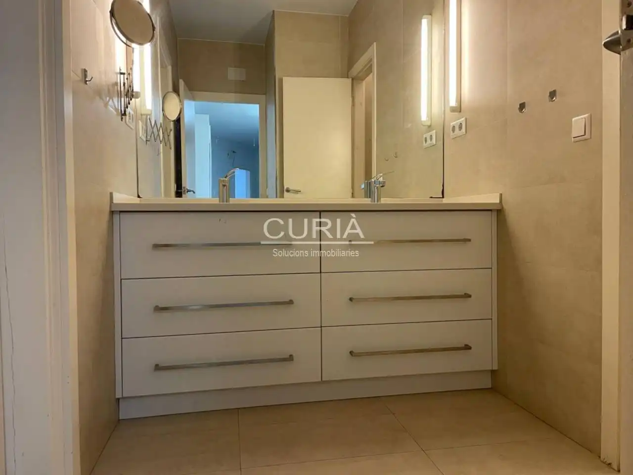 Flat with lift for sale in Instituts - Universitat, imagen 12