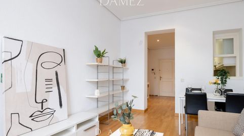 Foto 4 de Piso de alquiler en Cortes - Huertas, Madrid Capital