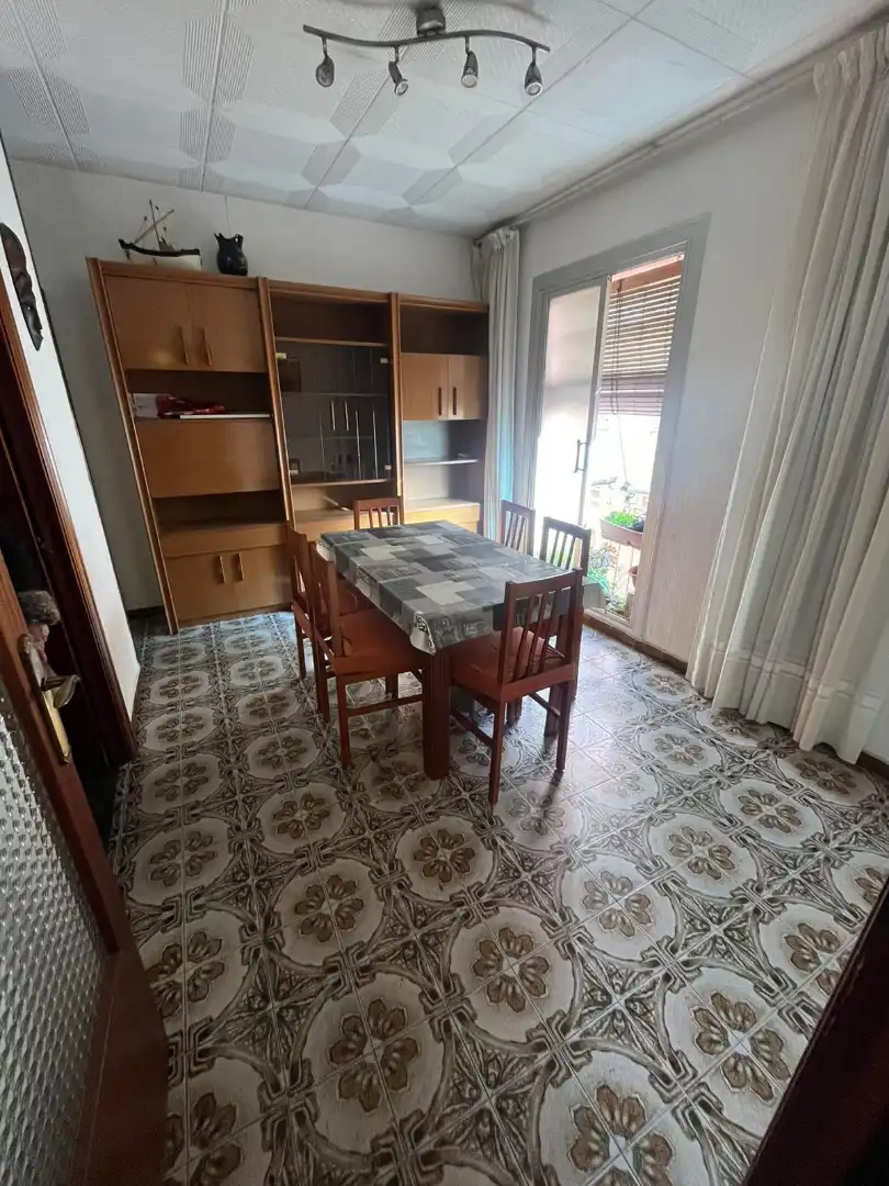 Esszimmer von Wohnung zum Verkauf in L'Hospitalet de Llobregat mit Alarm