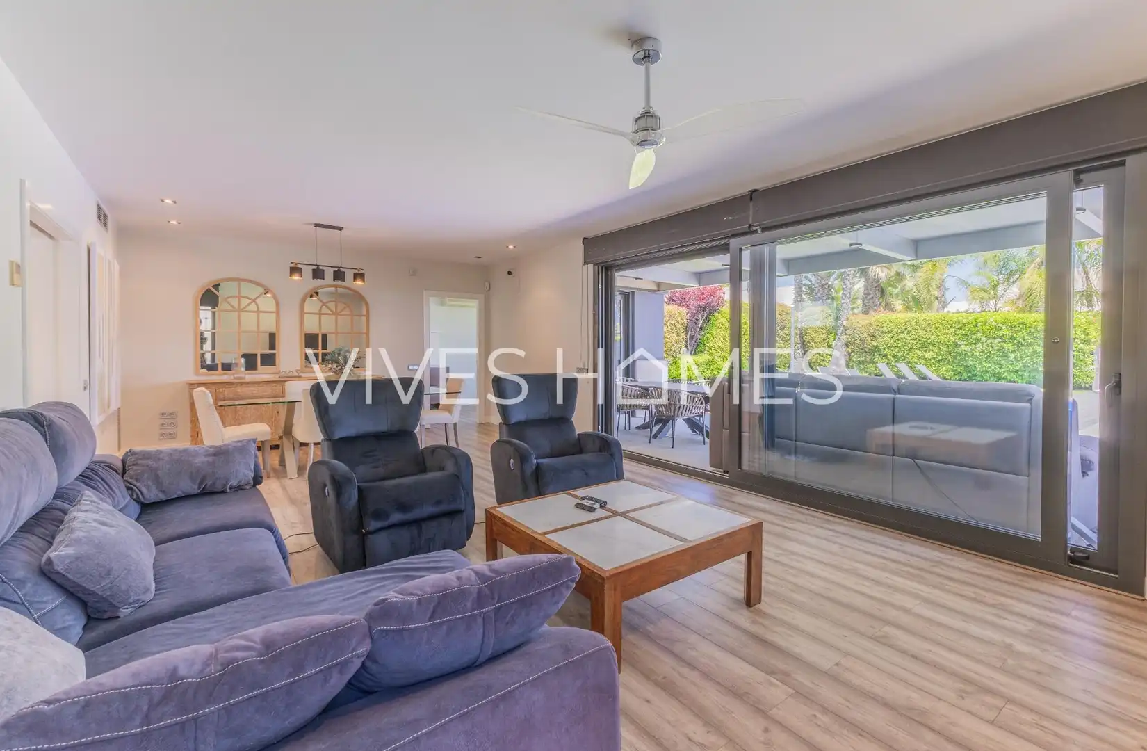 Sala de estar de Casa o chalet en venta en Sant Andreu de Llavaneres con Aire acondicionado, Calefacción y Jardín privado