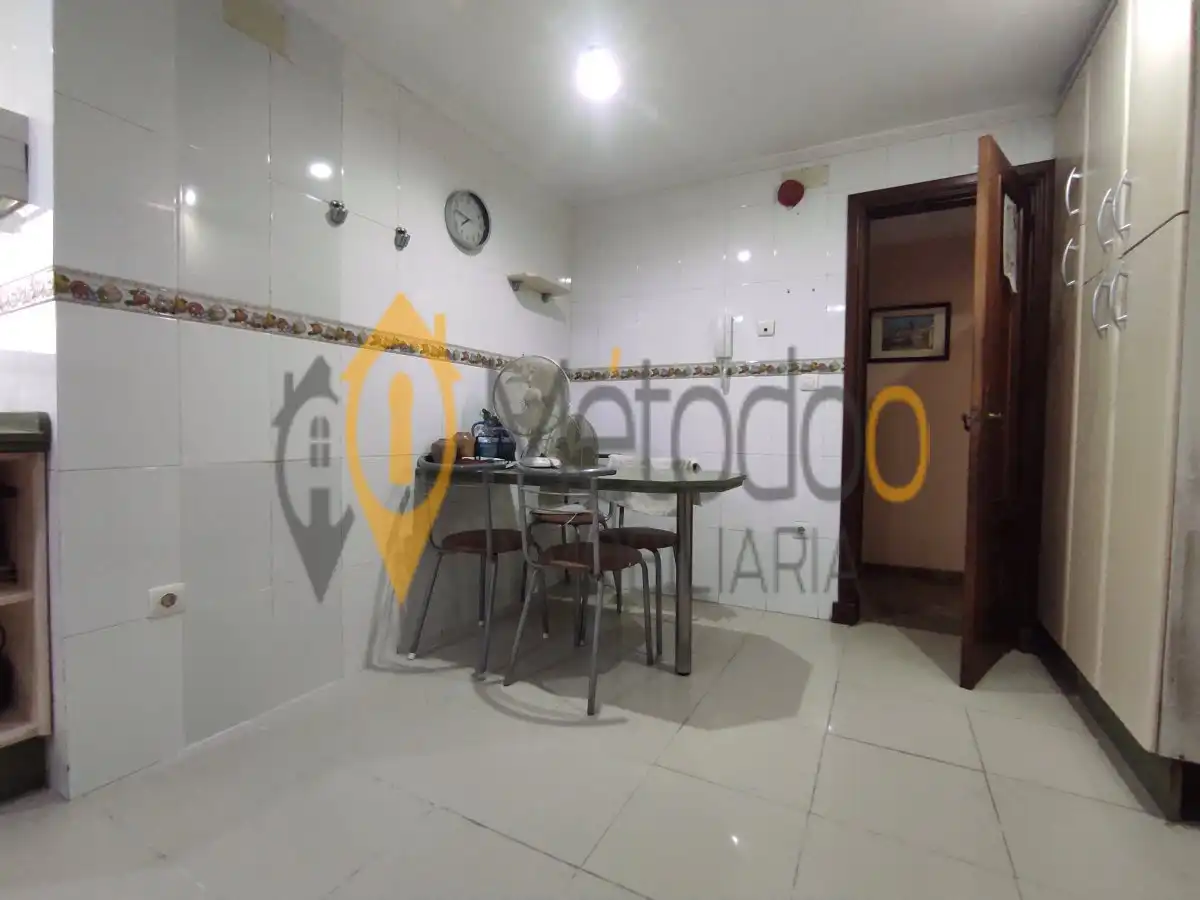 Flat for sale in Sevilla  with Air Conditioner, Terrace and Balcony