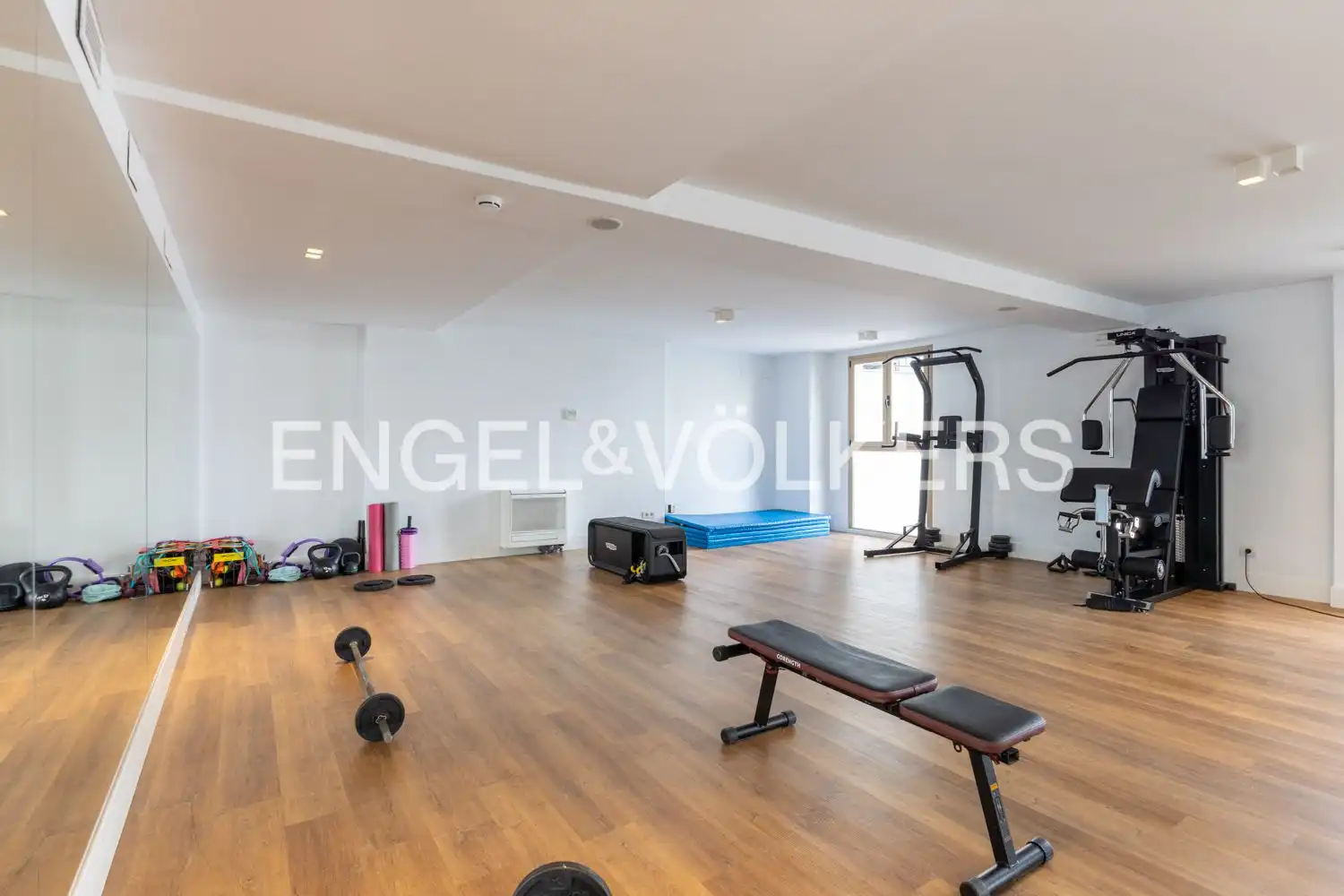 Piso de alquiler en Valencia con Aire acondicionado, Calefacción y Jardín privado